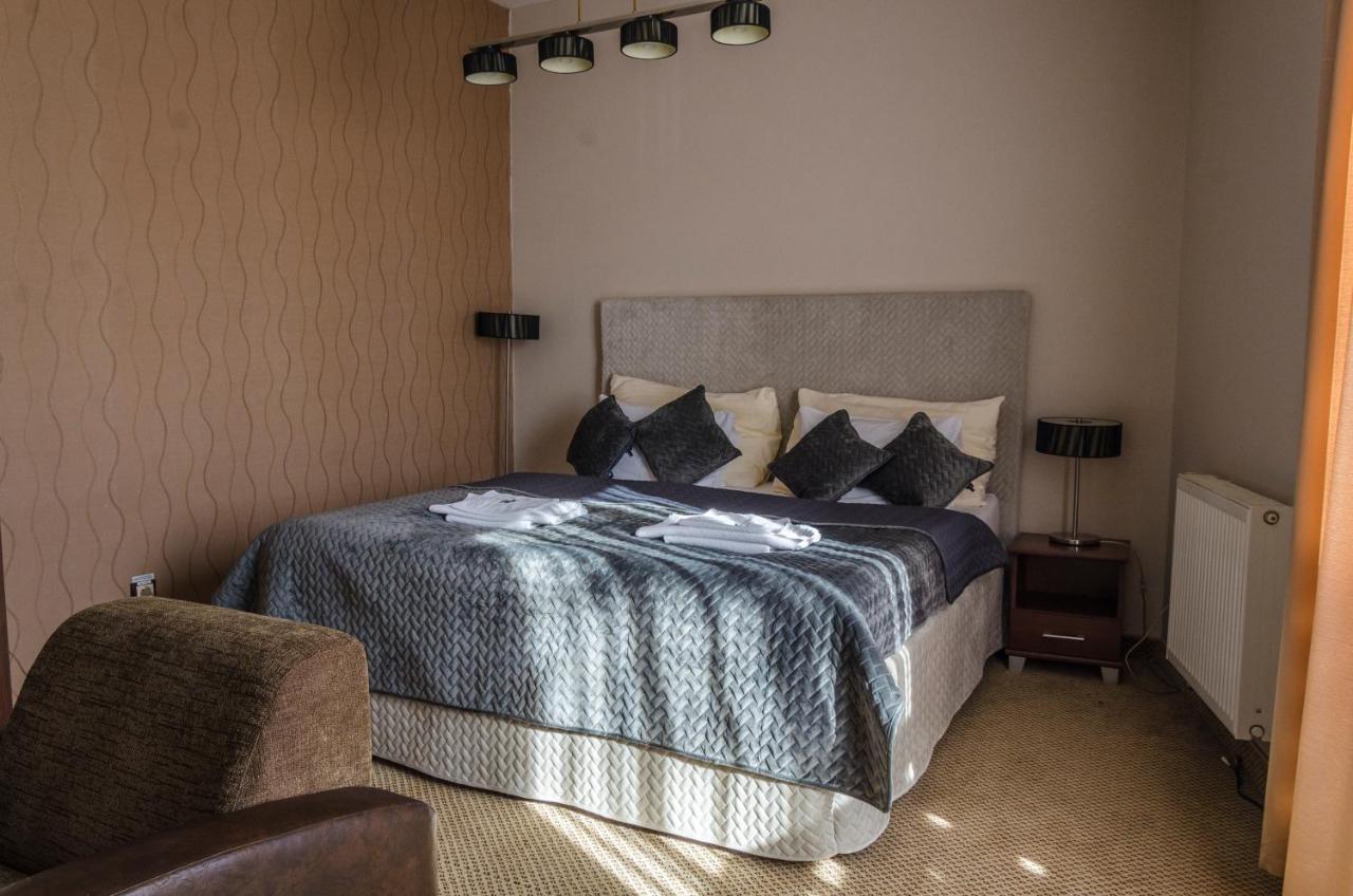 קושיצה Hotel Rokoko מראה חיצוני תמונה